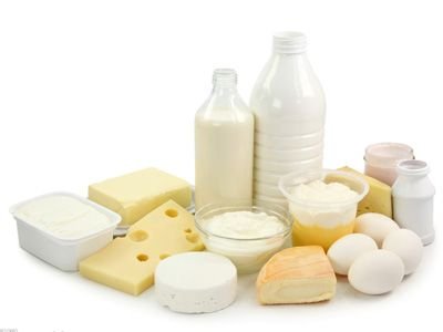 空腹喝牛奶会造成蛋白质浪费