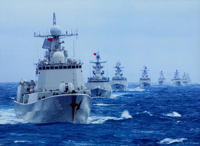 资料图:中国海军舰艇编队