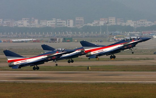 中国空军再参办珠海航展 八一队将表演新课目_新闻_腾讯网