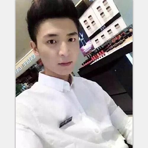 为交男友雇凶杀母,惊呆了!_新闻_腾讯网