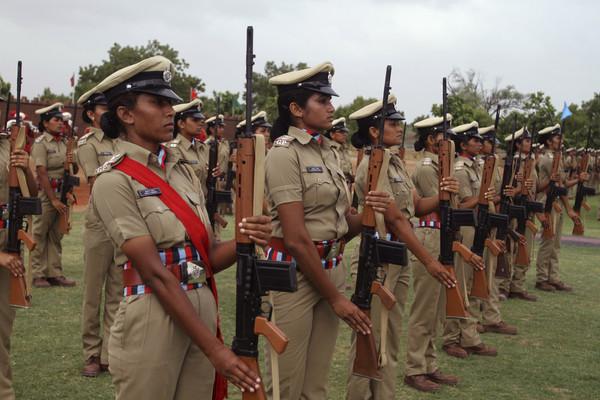 印度女警将被安排到3成的中印边境边境哨所