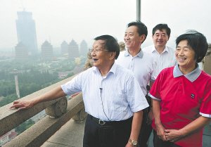 吴仁宝最后时刻不忘工作 昏睡醒来就喊“开会”