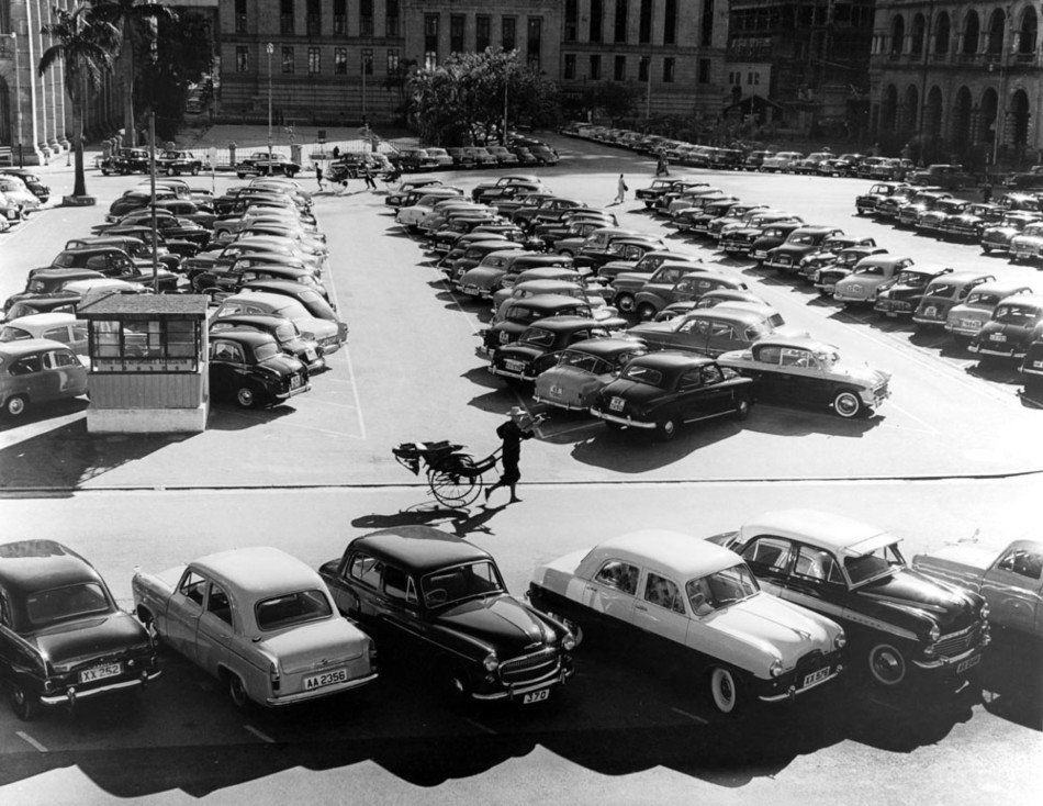 1952年,法院。 1952年,法院。