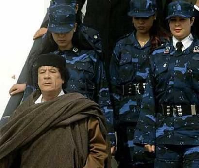 卡扎菲亲属赴阿尔及利亚避难 反对派要求遣返