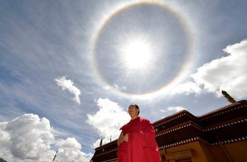 班禅:护国即维稳 哪国政府都不允许长期闹事