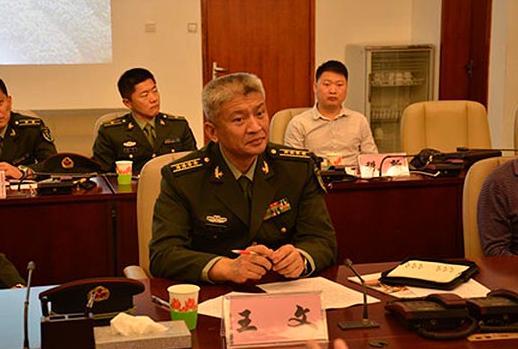 解放军驻澳门部队司令员王文已晋升为少将军衔