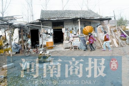 驻马店有多少人口_驻马店一路口发生车祸 路人围观评头论足