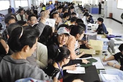 杭州回应限牌政策半夜突袭:学的是天津模式