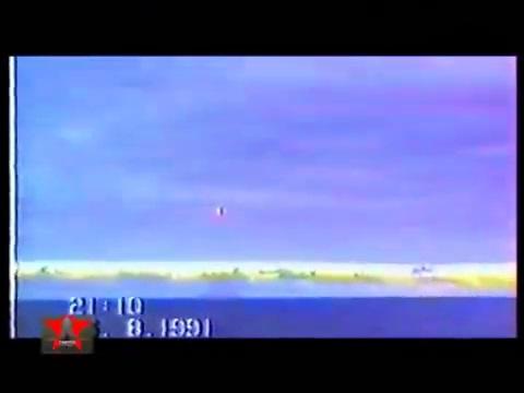 俄罗斯在北极巴伦支海域进行洲际导弹连射试验