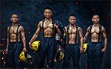 广西柳州消防拍形象海报 基层官兵秀肌肉