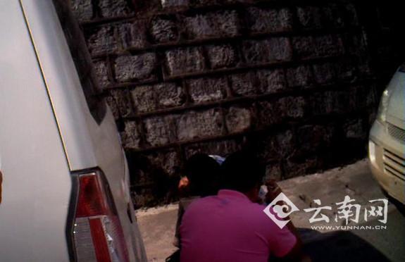 �������и���Ӧ�������޳��Է� ����100Ԫ��6��