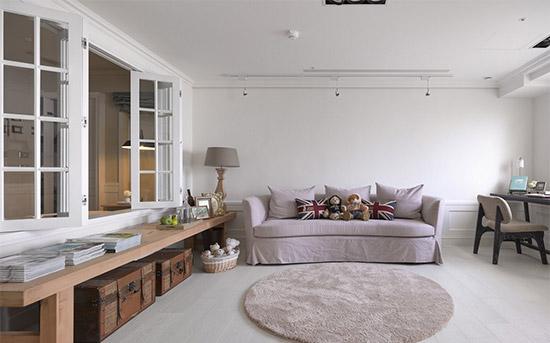 美女画家把画室布置成这样 比别人家都好看多了