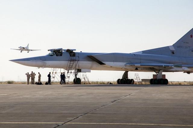 俄军在伊朗部署图22M3和苏34轰炸机 打击IS