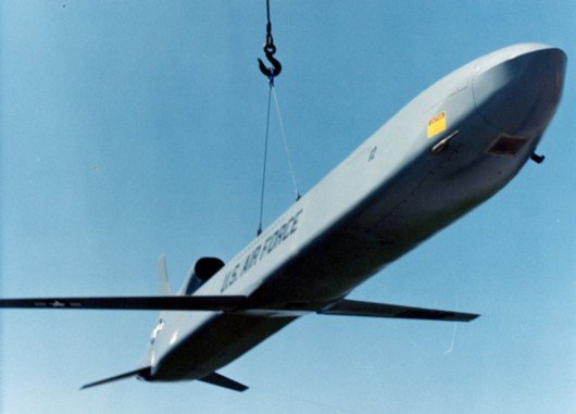 美国空军计划将新一代可携带核弹头的轰炸机载空射巡航导弹开发推迟2