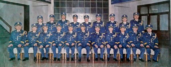 空军将官军衔晋升大幕拉开 9名大校升为少将