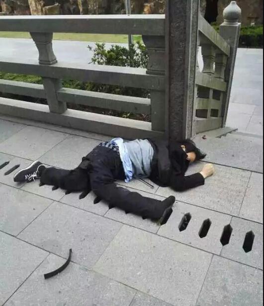 文章配图