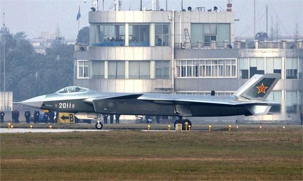 美军火商轻视中国歼20:用F-18E战机即可对抗