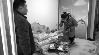山东双胞胎男童被邻居砍死 遇害一年无钱安葬