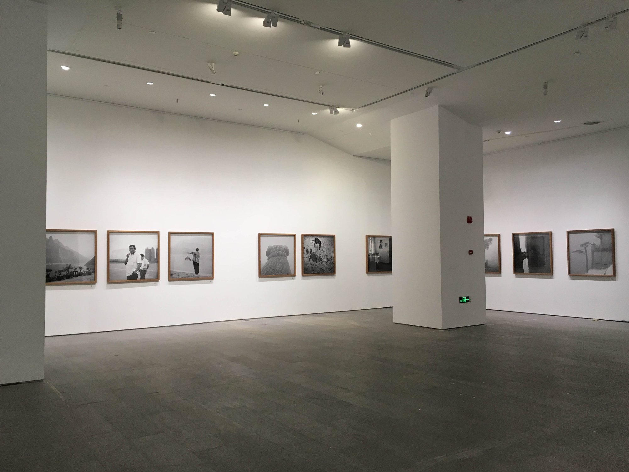 《喜影集》展览现场。 《喜影集》展览现场。