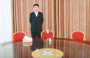习近平称赞烩面好吃 向邻座推荐胡辣汤(图)