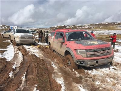 脆弱的长江源：当地冰川30年来退化近2000米(图)