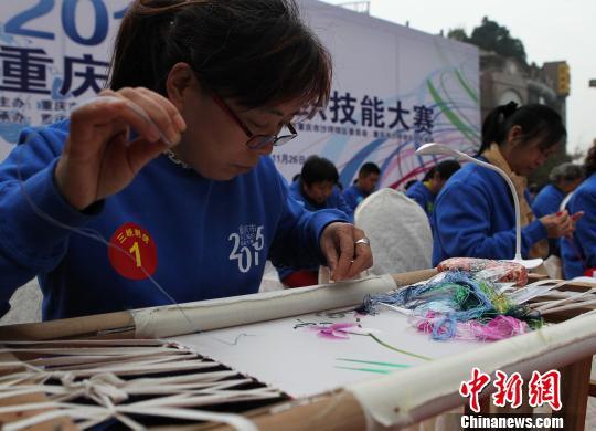 人社部：2015年没发生大规模下岗潮 减员系个别行业