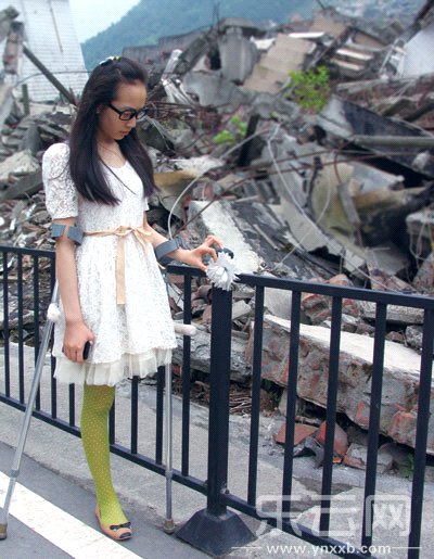 汶川地震四周年:芭蕾女孩震后首次回母校