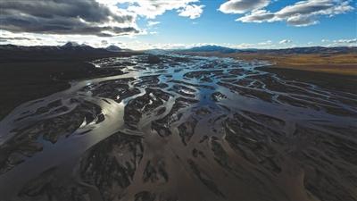 脆弱的长江源：当地冰川30年来退化近2000米(图)