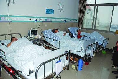 南京13名病友输液后同打寒战发高烧 用药不同