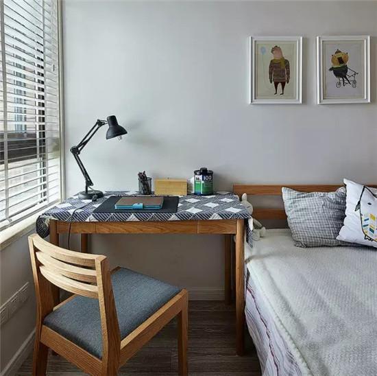 原木风搭配什么床品 134258049.jpg