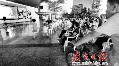 GDP乱报_森林报手抄报(2)