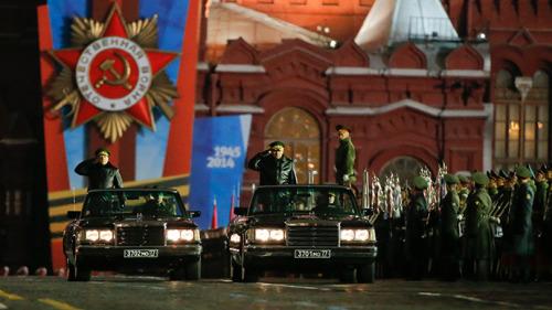 俄罗斯开始“胜利日”阅兵式 普京出席(图)