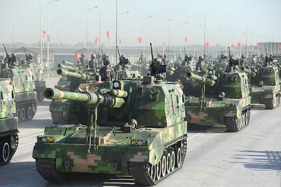 中国陆军已批量装备最新型plz-05自行榴弹炮