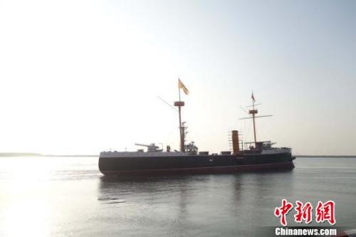甲午战争英雄舰“致远”纪念舰正式下水