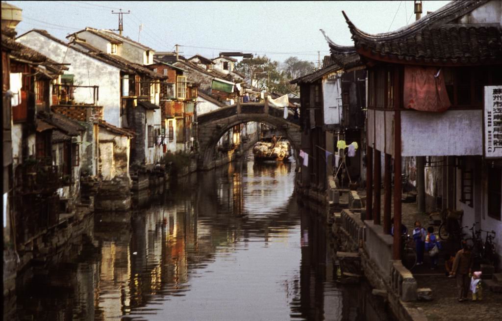 1978年,苏州。 1978年,苏州。