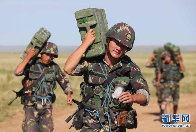 我军老兵技艺精湛令外国专家折服 数量少于将