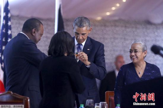 奥巴马结束肯尼亚“省亲行” 抵达埃塞俄比亚