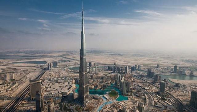 带鸟坐飞机:中东土豪为何炫富成瘾