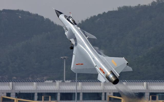 外媒称伊朗不买中国歼10 将与俄共同生产苏30