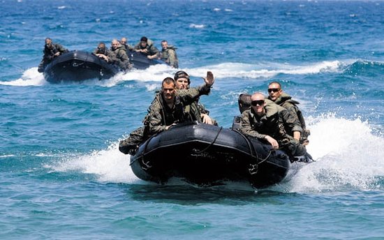专家称美国武装菲律宾欲让黄岩岛问题长期化