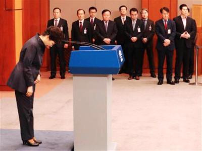 民众要求朴槿惠下台 媒体：弹劾或“无可避免”