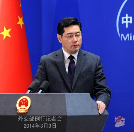 外交部:昆明暴恐事件现场发现了东突旗帜