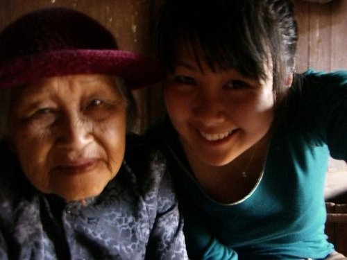 日本女孩与7名海南慰安妇结缘情如亲人(组图)