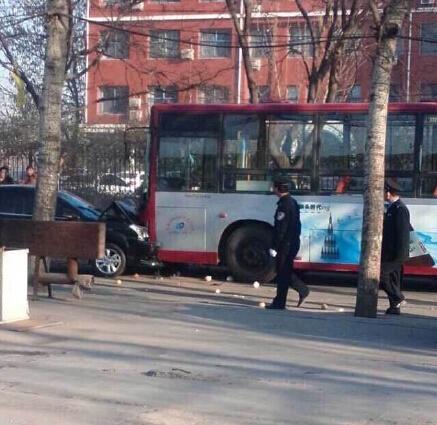表白失败就跳楼,爹娘白养你