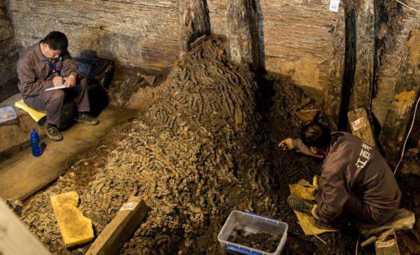 �����Ĺ����ҹ�����Ŷ�פ������ ���غ�һ��