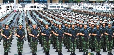 On June 29, army of Xinjiang armed police fears congress of dimension firm take a mass pledge be being held in square of Urumqi city people instead. According to " Xinjiang daily "