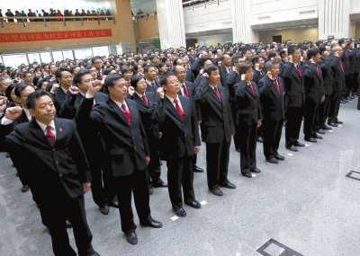 最高法：类似薄熙来案审判将选更合适方式公开