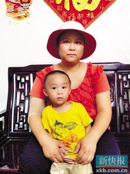 患癌母亲为救贫血儿子中断化疗:我的病往后放放