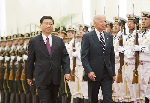 组图:习近平举行仪式欢迎美国副总统拜登访华