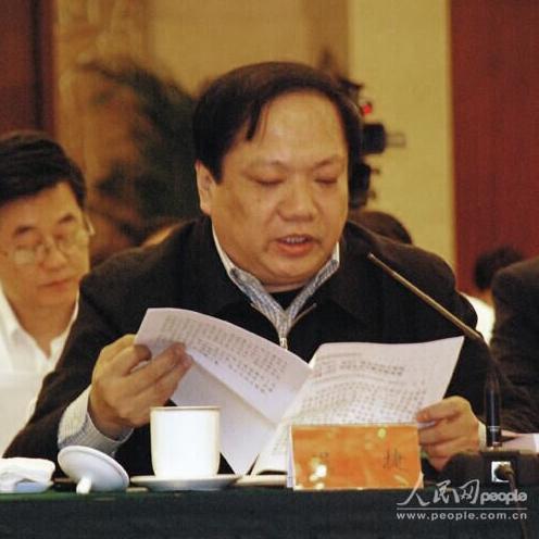 天津一国企老总躲进国际邮轮公款吃喝,上船还要办出境手续